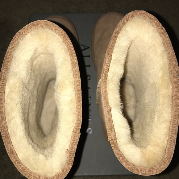 Women’s Ugg Boots Size 9 - Picture 5 of 7